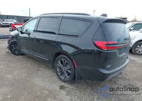 2024 Chrysler Pacifica Touring L из США, поврежденный, VIN 2C4RC1BGXRR102455